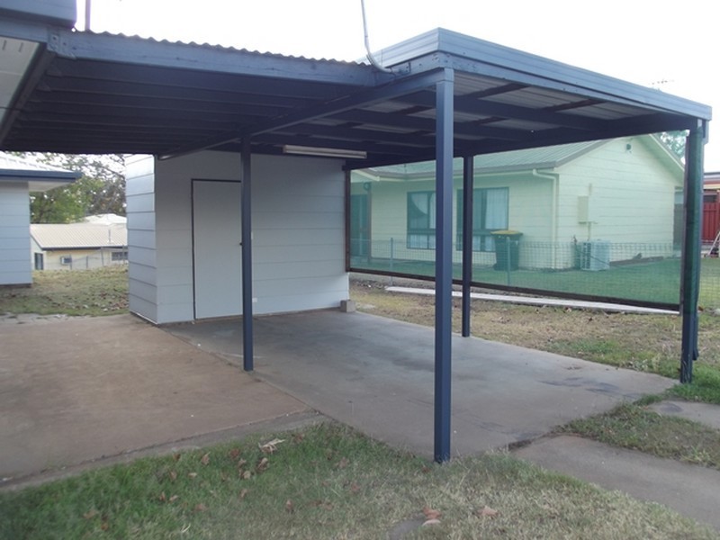 10 Risien Street, Clermont QLD 4721