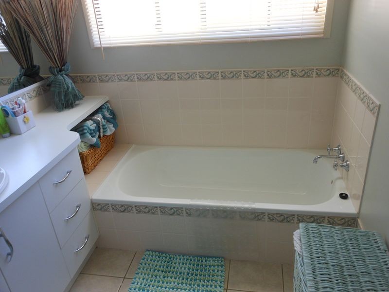 32 Monash Court, Clermont QLD 4721