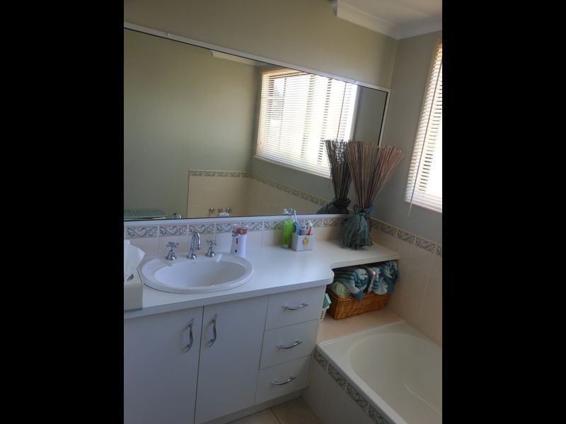 32 Monash Court, Clermont QLD 4721