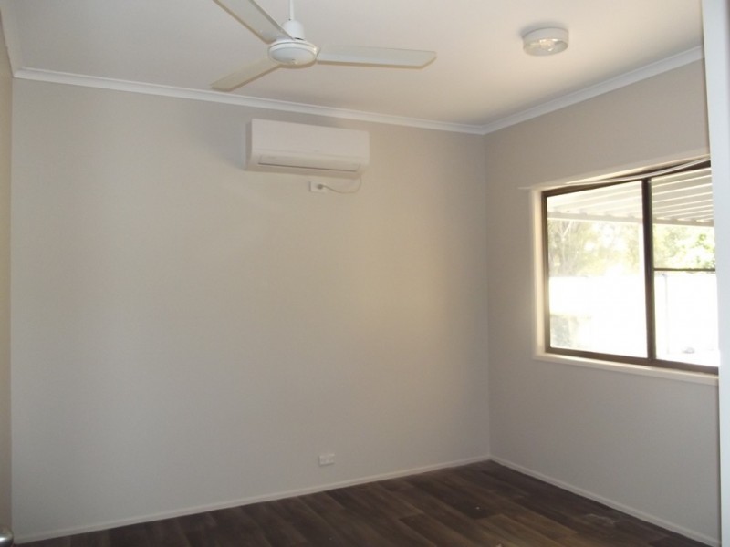 6 Samson Street, Clermont QLD 4721