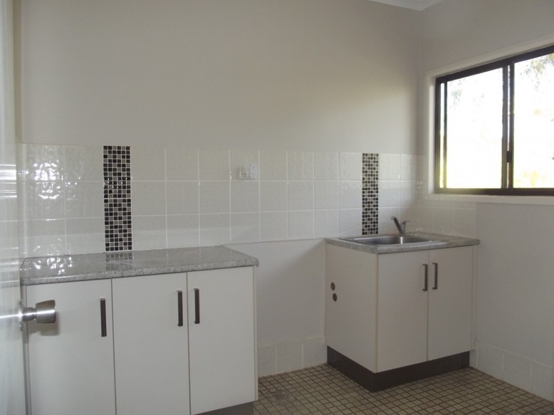 6 Samson Street, Clermont QLD 4721