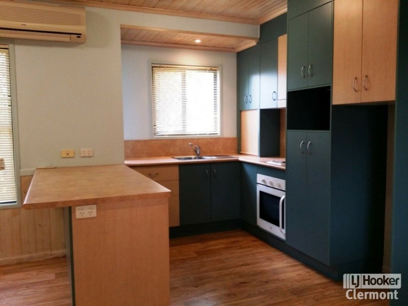 Unit 2/51 Box Street, Clermont QLD 4721