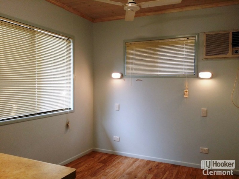 Unit 2/51 Box Street, Clermont QLD 4721