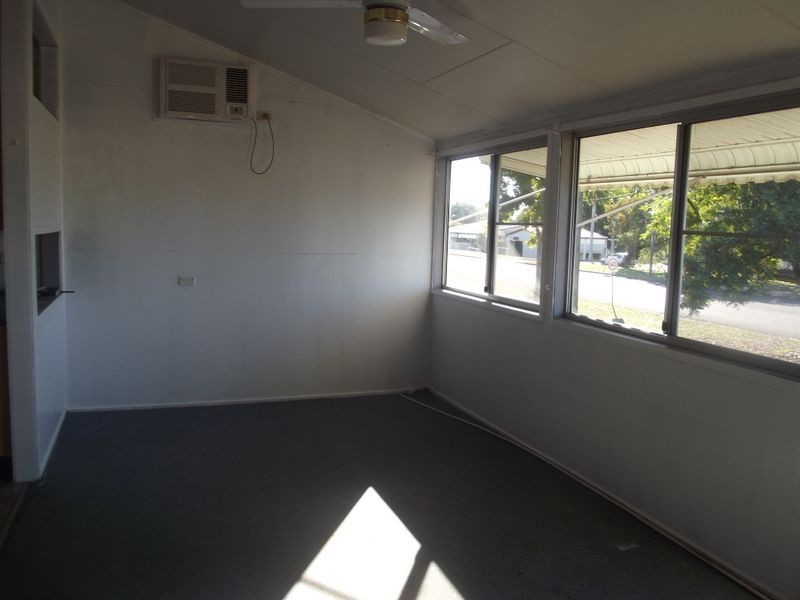 39 Jellicoe Street, Clermont QLD 4721