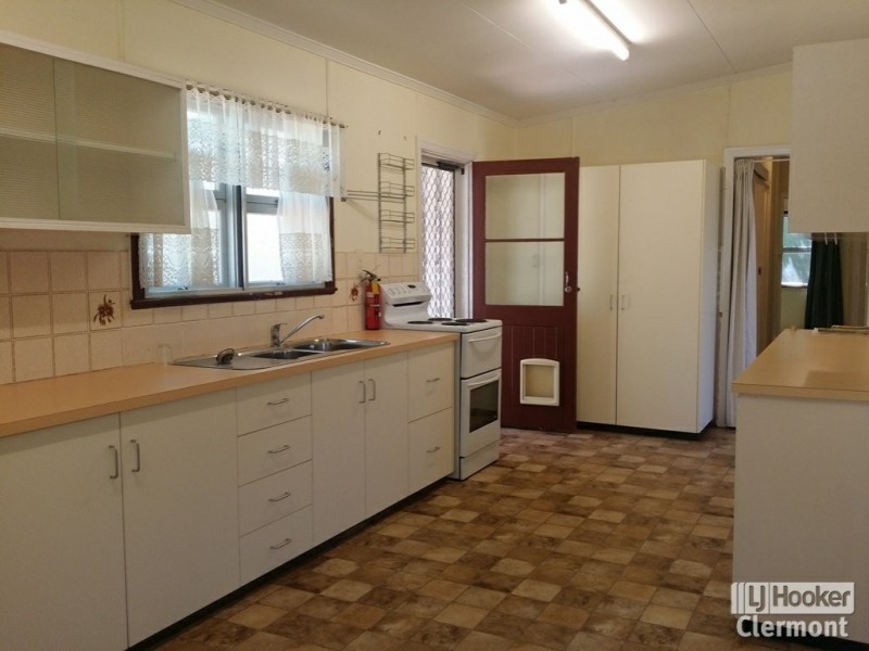 40 Box Street, Clermont QLD 4721
