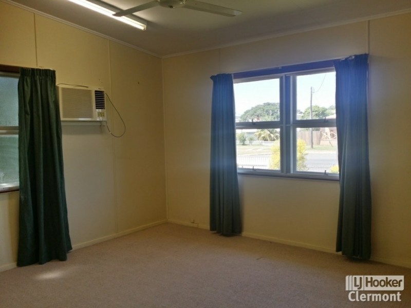 40 Box Street, Clermont QLD 4721