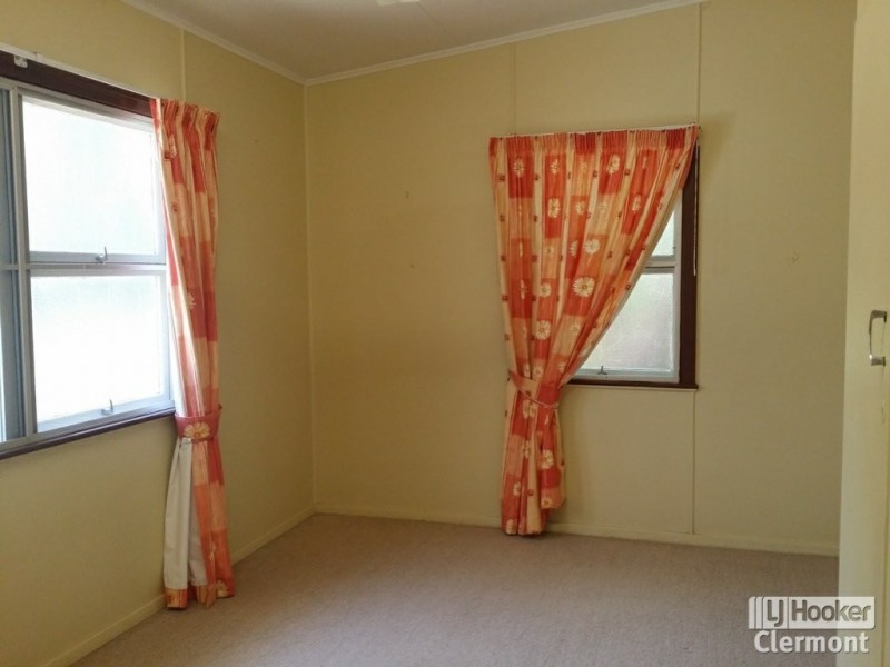 40 Box Street, Clermont QLD 4721