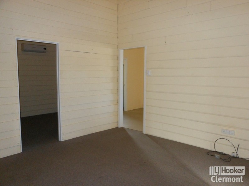 63 Box Street, Clermont QLD 4721