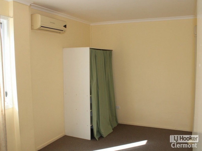 63 Box Street, Clermont QLD 4721