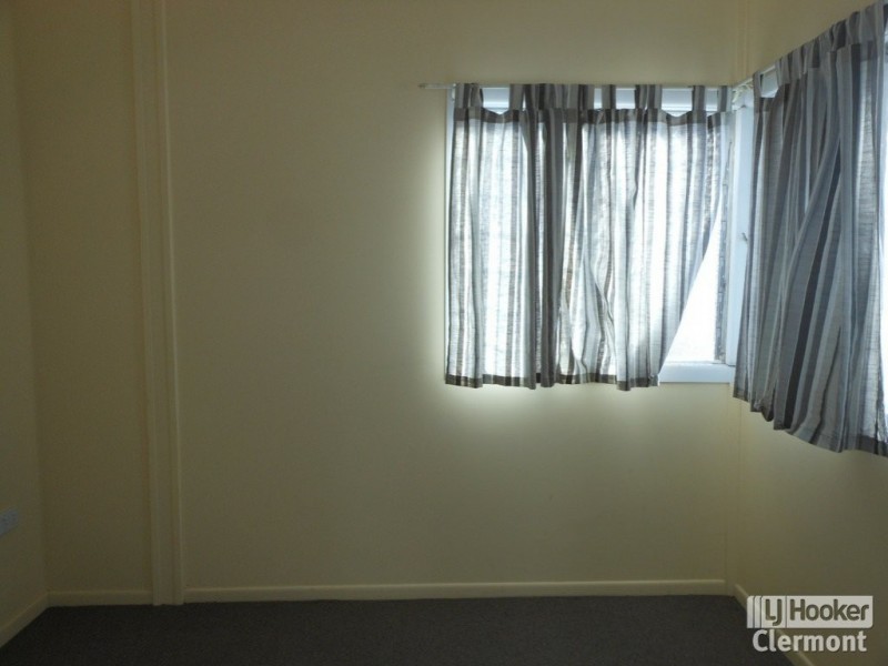 63 Box Street, Clermont QLD 4721