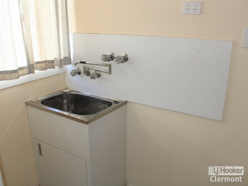 63 Box Street, Clermont QLD 4721