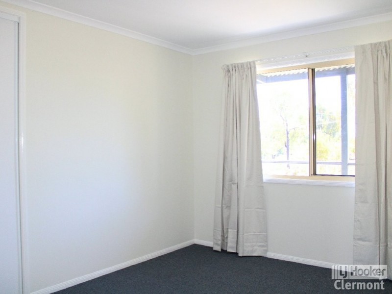 27 Blair Street, Clermont QLD 4721