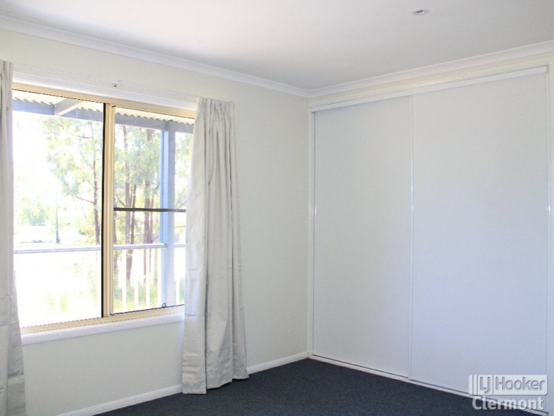 27 Blair Street, Clermont QLD 4721