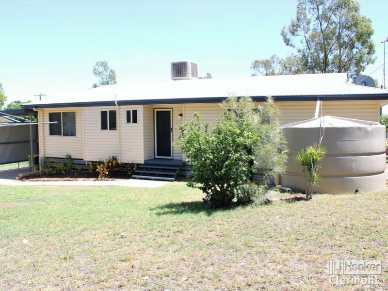 27 Blair Street, Clermont QLD 4721