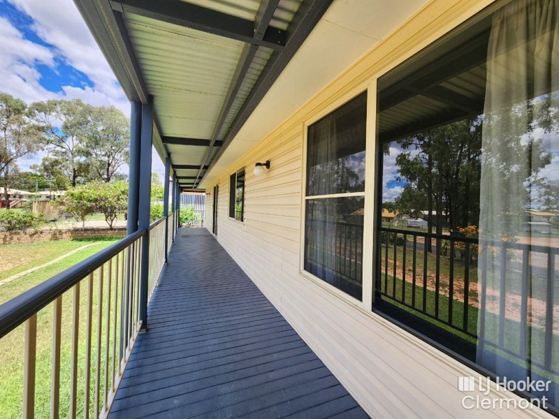 27 Blair Street, Clermont QLD 4721