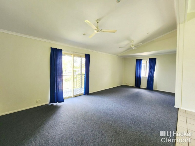 27 Blair Street, Clermont QLD 4721