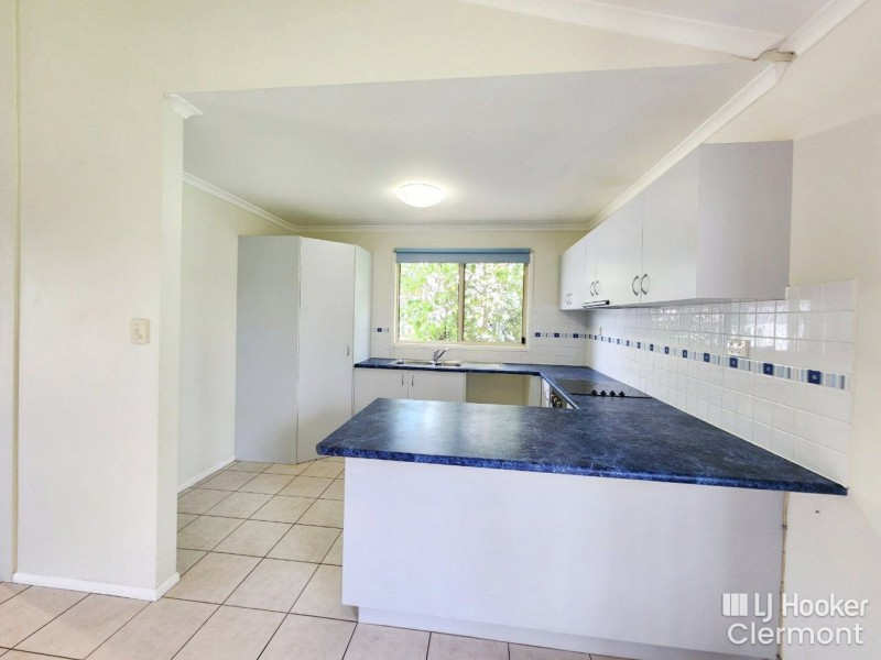 27 Blair Street, Clermont QLD 4721