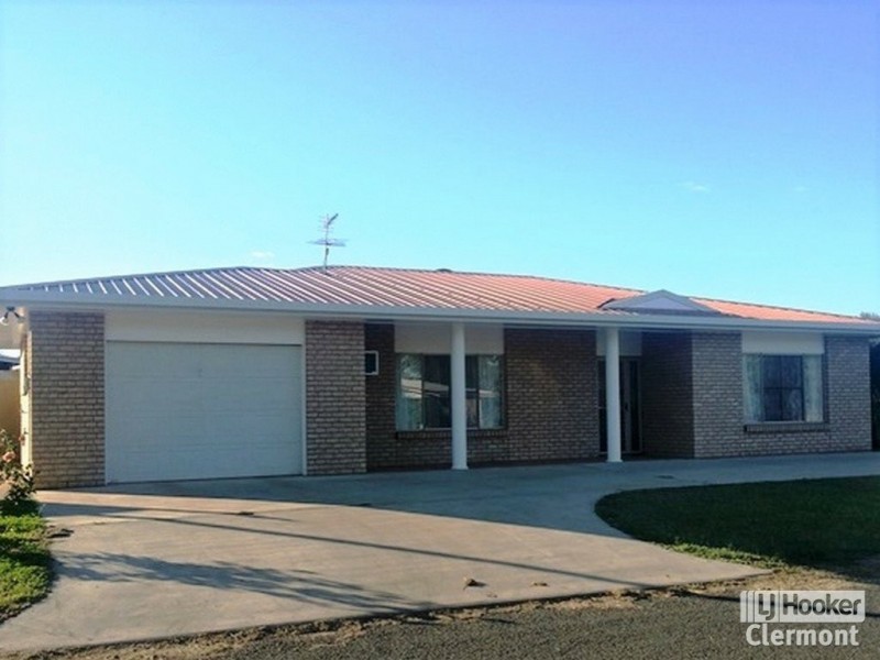 12 East Lane, Clermont QLD 4721