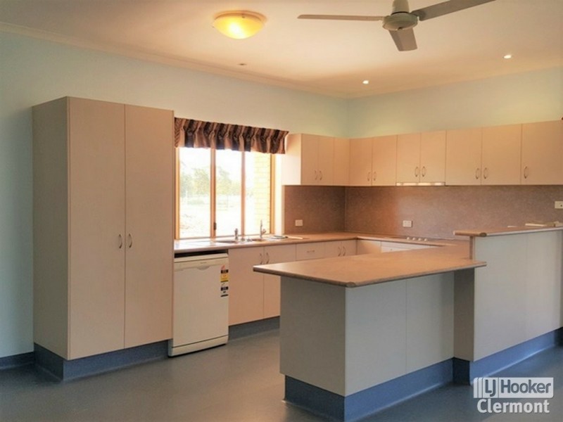 12 East Lane, Clermont QLD 4721