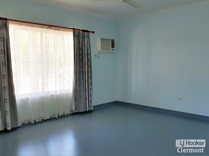 12 East Lane, Clermont QLD 4721