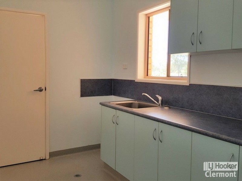 12 East Lane, Clermont QLD 4721