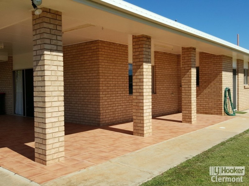 12 East Lane, Clermont QLD 4721