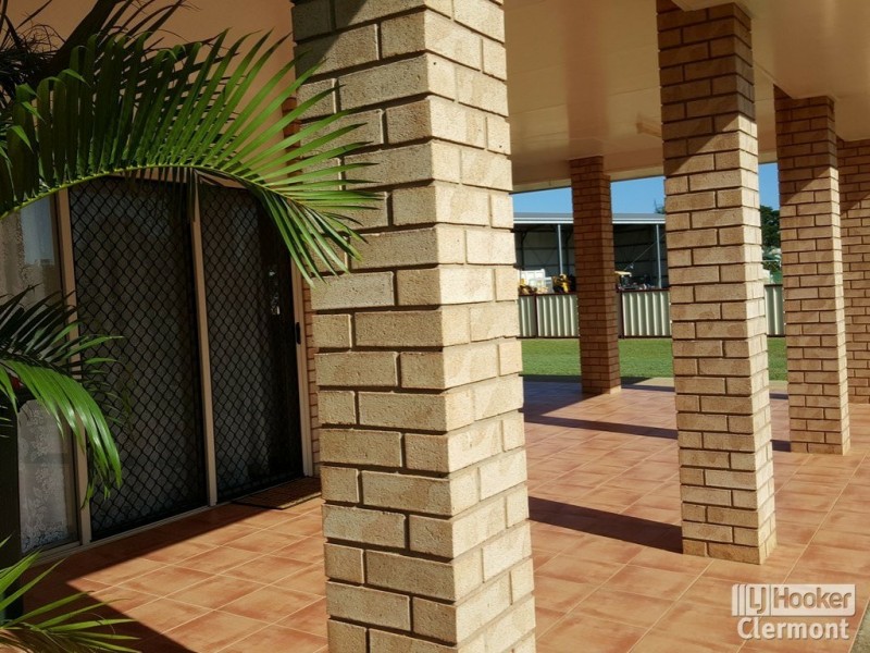 12 East Lane, Clermont QLD 4721