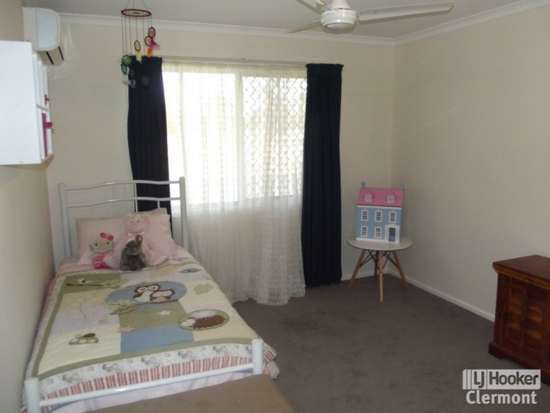 7 Jupiter Street, Clermont QLD 4721