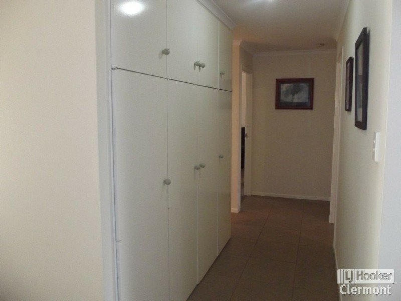 7 Jupiter Street, Clermont QLD 4721