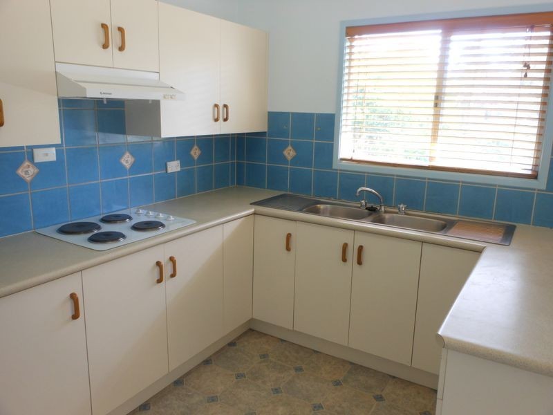 10 McLean Street, Capella QLD 4723