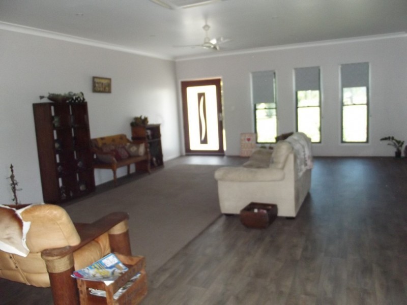 155 Racecourse Road, Clermont QLD 4721