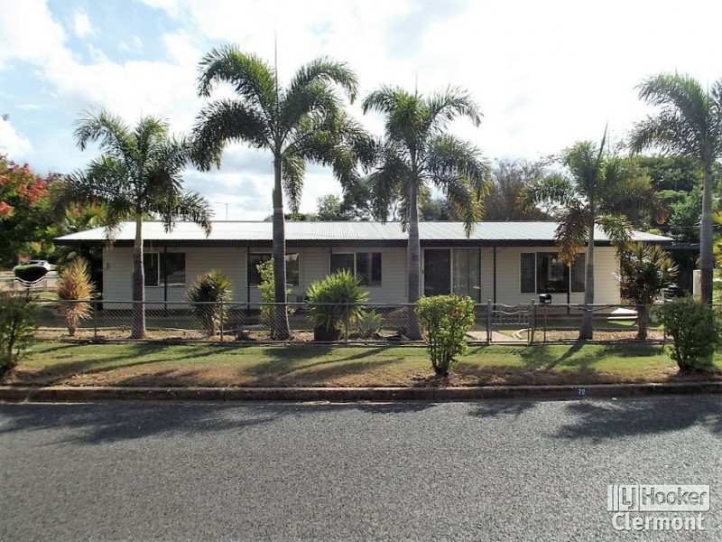 72 Capricorn Street, Clermont QLD 4721