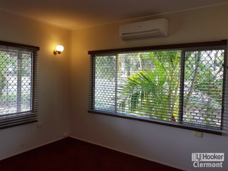 72 Capricorn Street, Clermont QLD 4721
