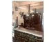 - Salon in Main, Clermont QLD 4721