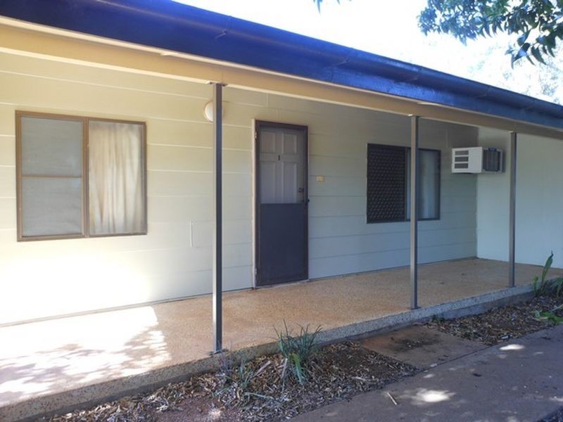 1/25 Monash Court, Clermont QLD 4721