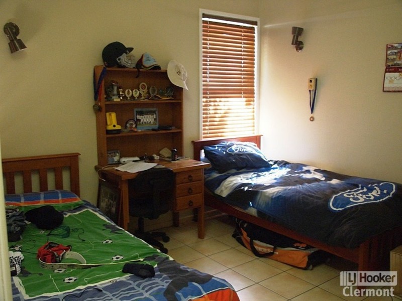 2 Daintree Street, Clermont QLD 4721