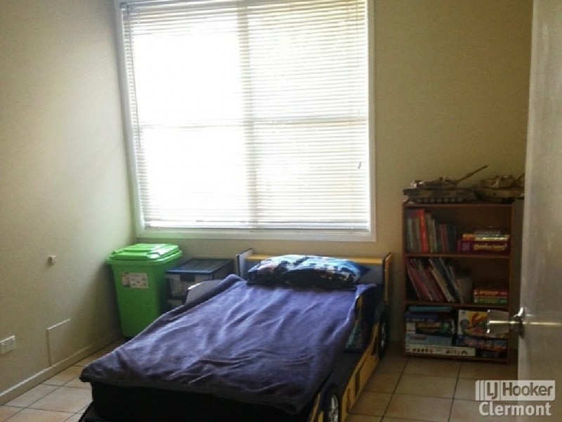 2 Daintree Street, Clermont QLD 4721