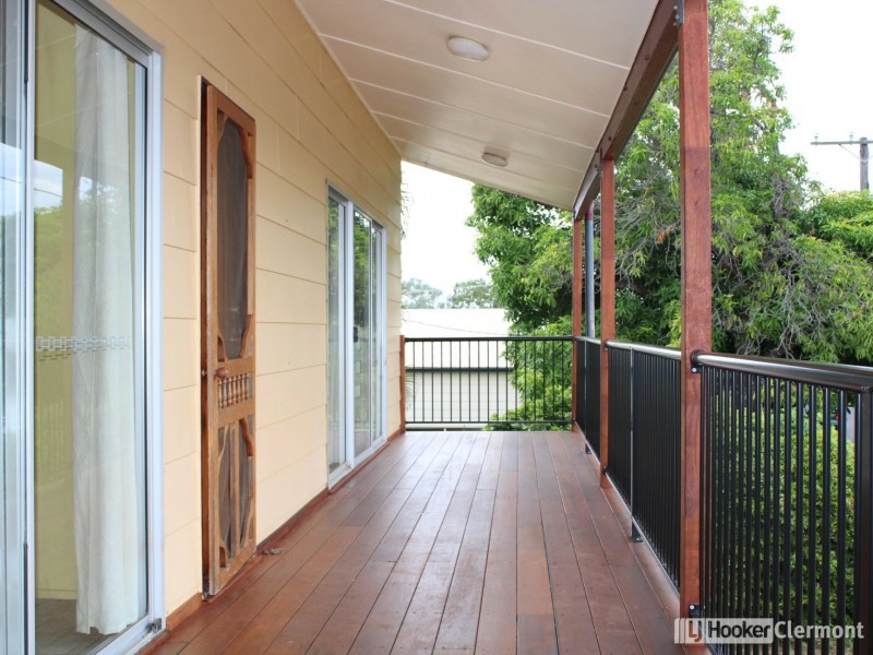 8 Kitchener Street, Clermont QLD 4721