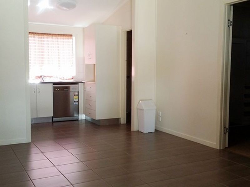 2/6 East Lane, Clermont QLD 4721