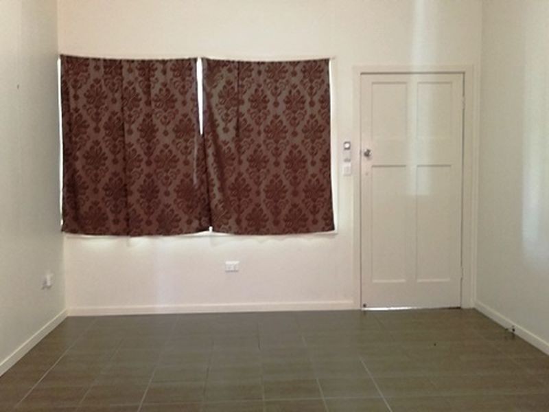 2/6 East Lane, Clermont QLD 4721