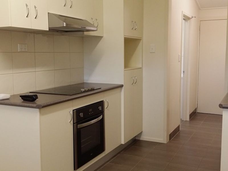 2/6 East Lane, Clermont QLD 4721