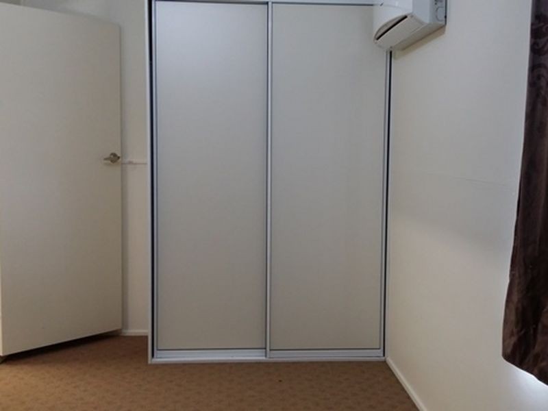 2/6 East Lane, Clermont QLD 4721