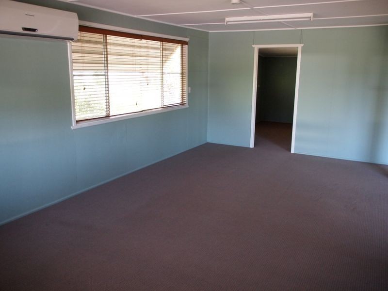 69 Box Street, Clermont QLD 4721