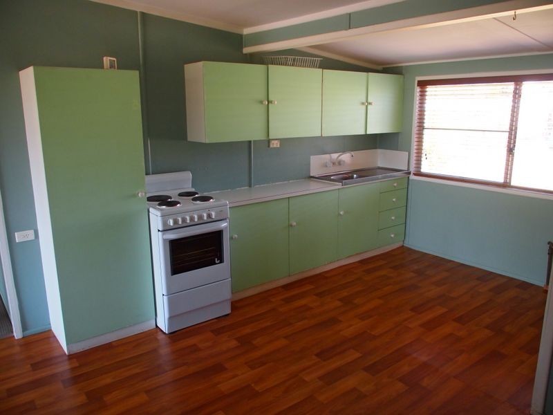 69 Box Street, Clermont QLD 4721