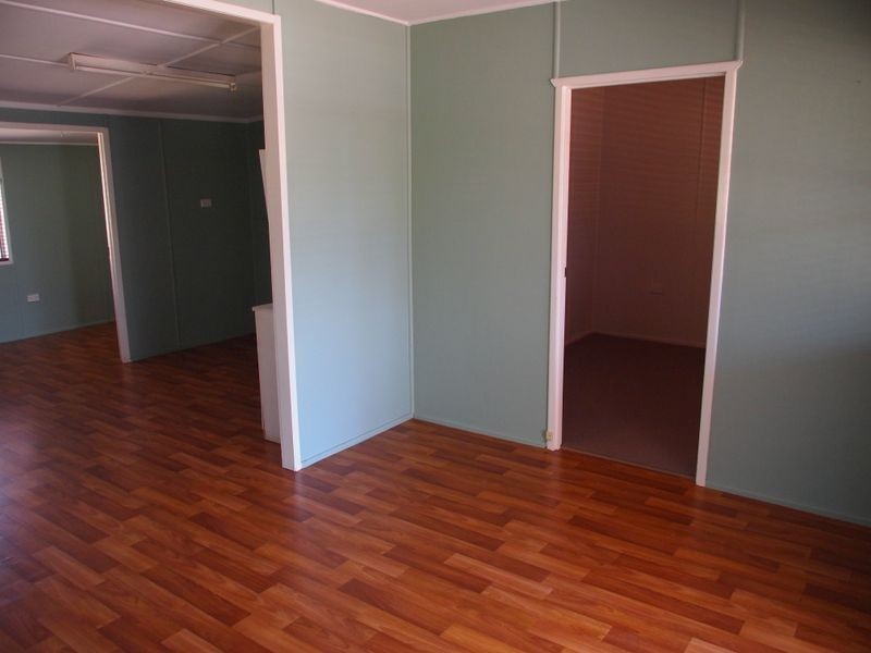 69 Box Street, Clermont QLD 4721