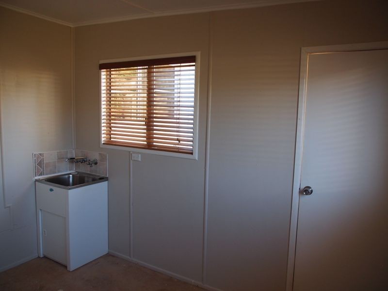 69 Box Street, Clermont QLD 4721