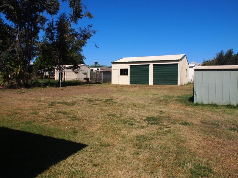 69 Box Street, Clermont QLD 4721