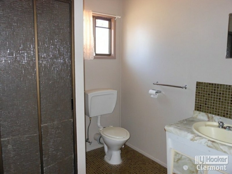 Unit 1/25 Monash Court, Clermont QLD 4721