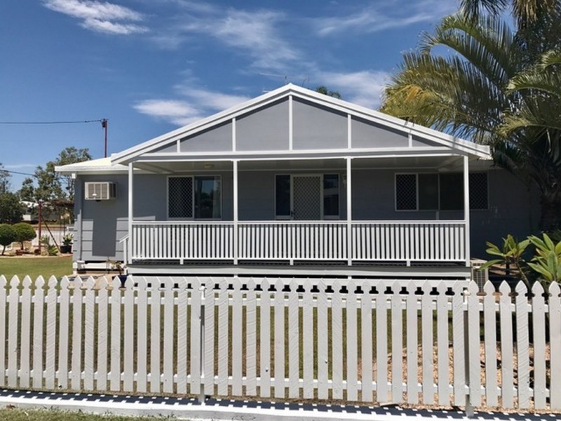 56 Capricorn Street, Clermont QLD 4721