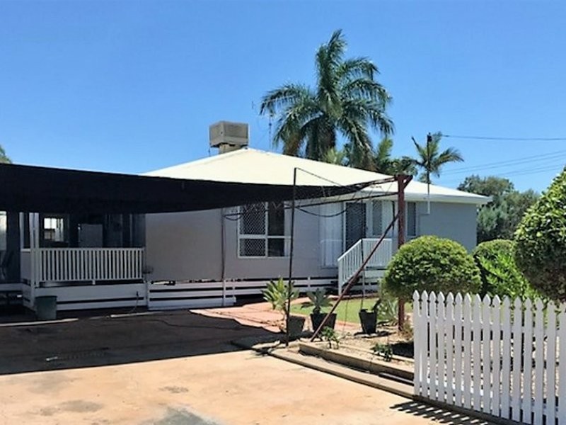 56 Capricorn Street, Clermont QLD 4721